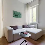 Abbiategrasso M2 Green Apartment With Balconies