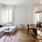 Abbiategrasso M2 Green Apartment With Balconies