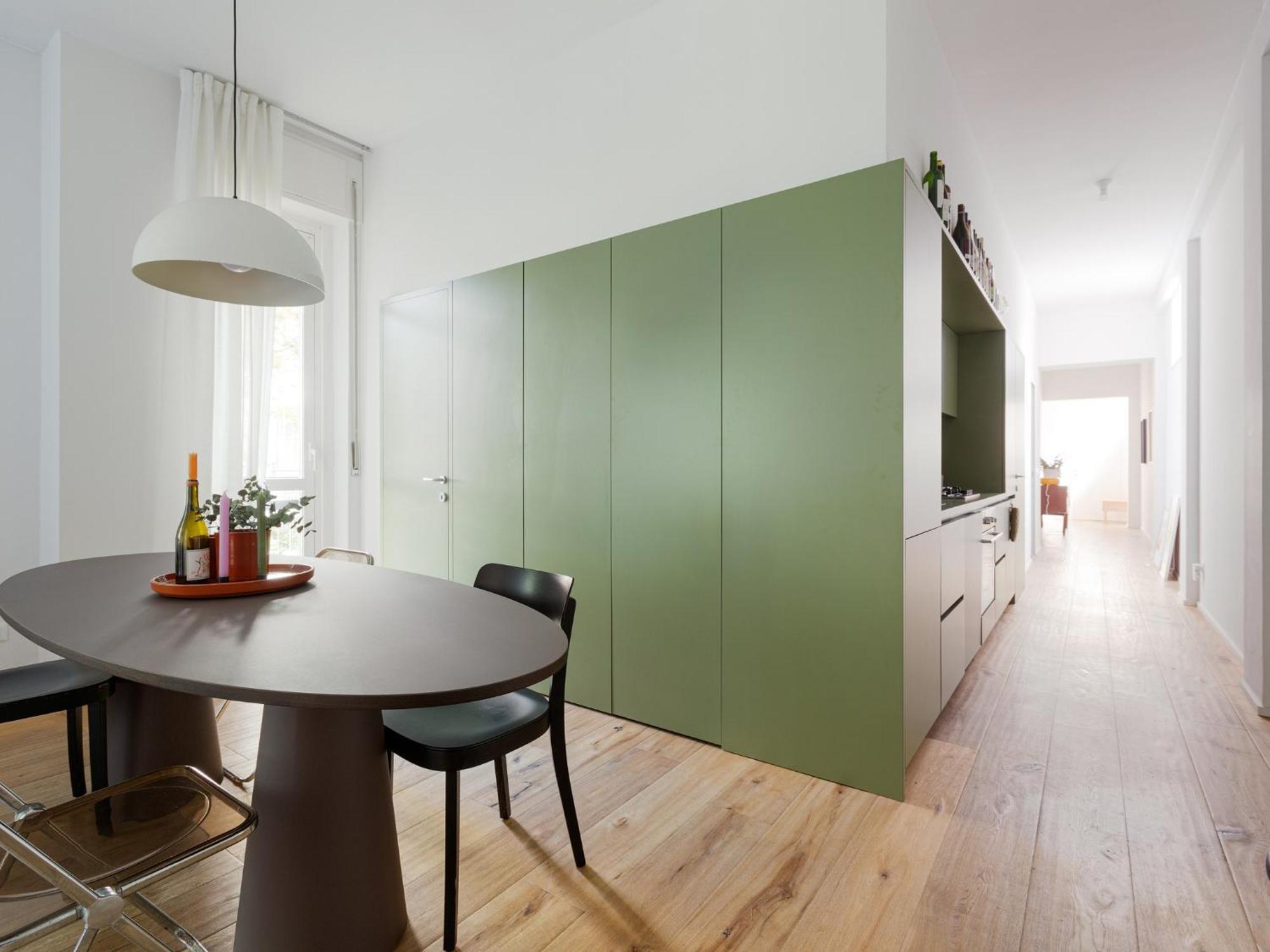 Abbiategrasso M2 With Balconies Appartement *